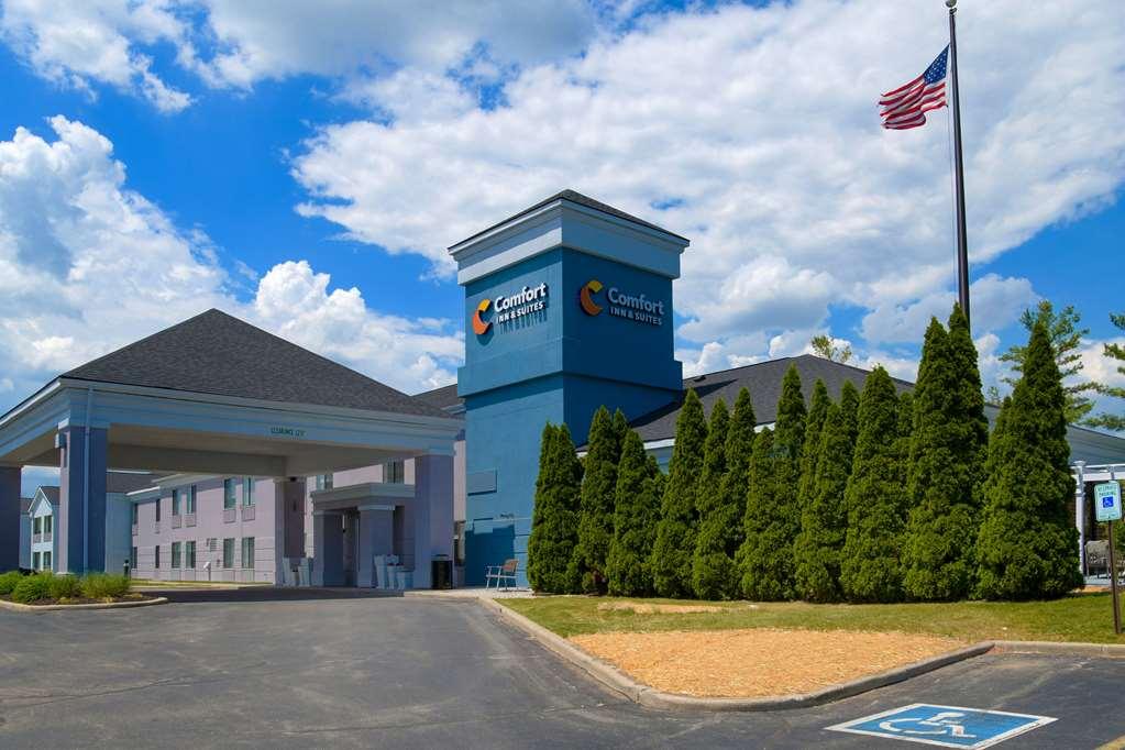 Comfort Inn & Suites Nw Milwaukee 저먼타운 외부 사진